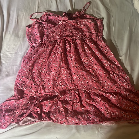 Summer dress - Picture 2 of 3